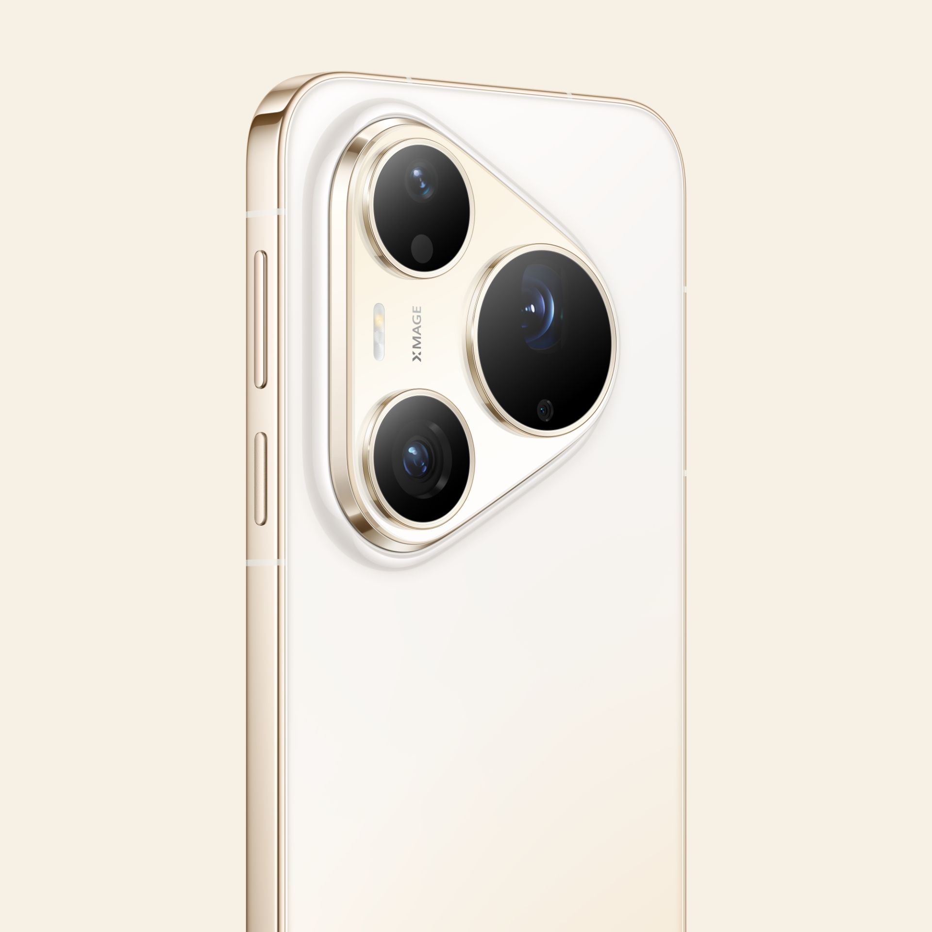 Huawei Pura 90s Pro Max en Blush Gold, frontal y trasera, sobre un fondo neutro cálido