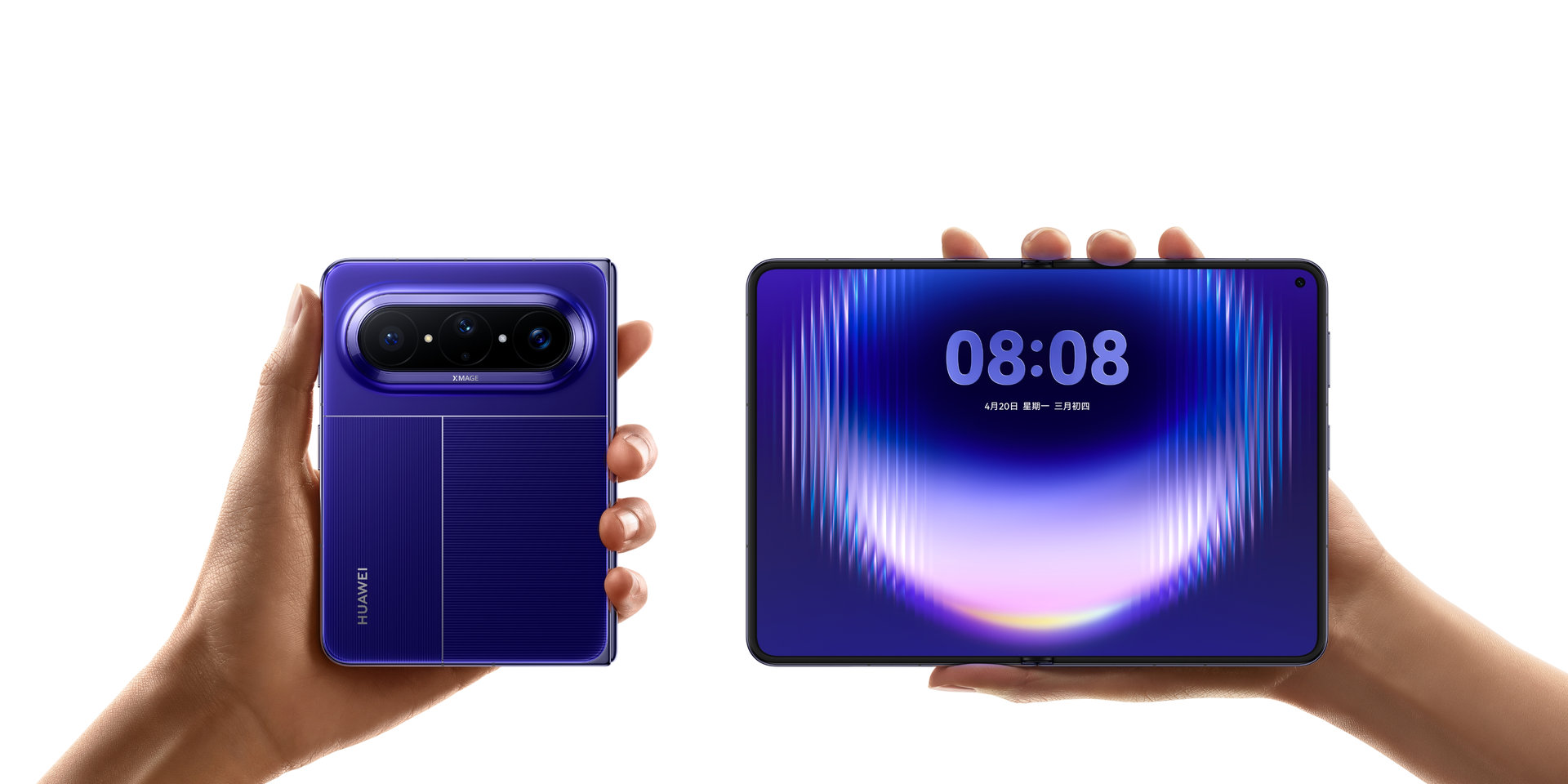 Huawei Pura X Max en Interstellar Blue, plegado mostrando la barra de cámaras y desplegado en una tablet ancha 1,4:1, sujeto con las dos manos