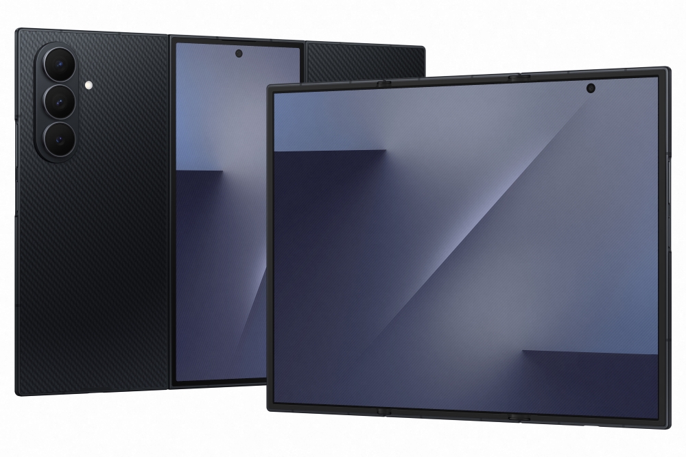 Samsung Galaxy Z TriFold desplegado, mostrando la pantalla principal de 10 pulgadas con el distintivo Galaxy AI
