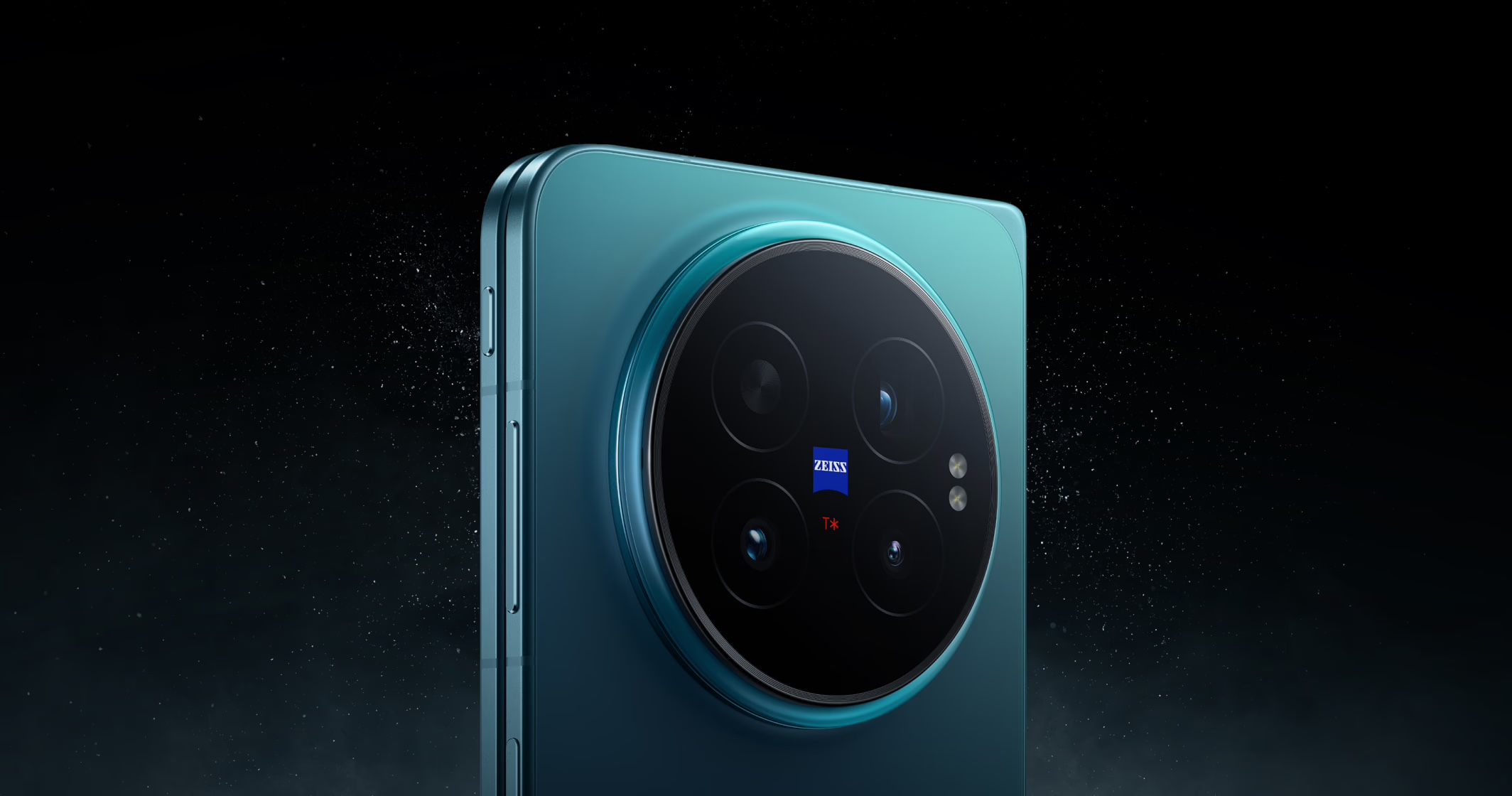 Cameras: a 200 MP ZEISS main and a 50 MP APO periscope